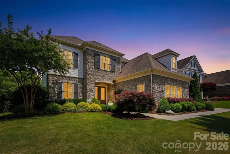 2082 Tatton Hall Rd, Fort Mill, SC 29715