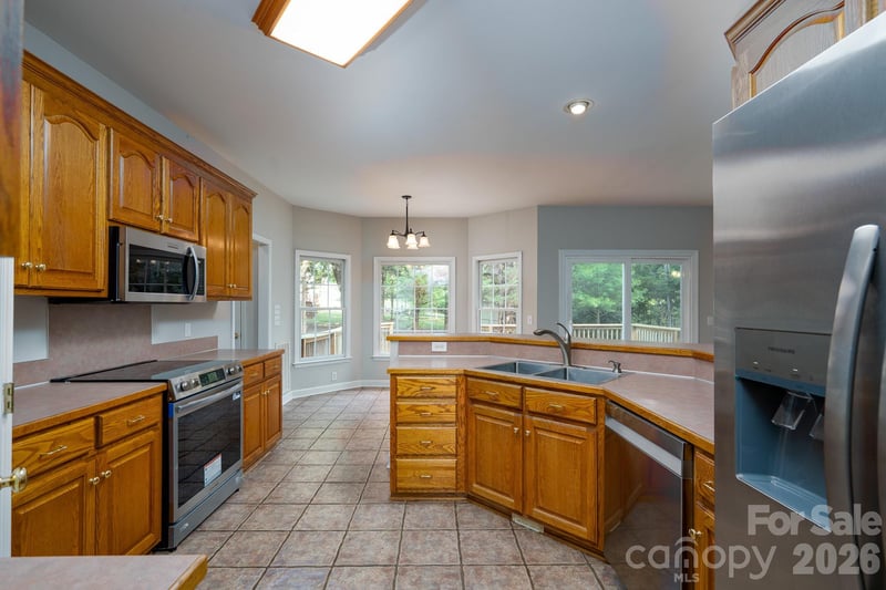 2116 Quail Dr, Concord, NC 28027