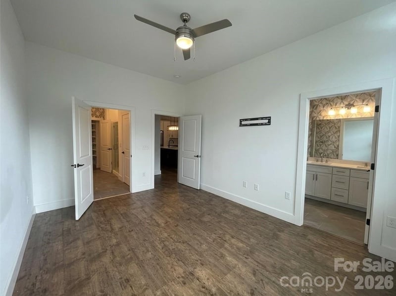 55 Market St #408, Asheville, NC 28801