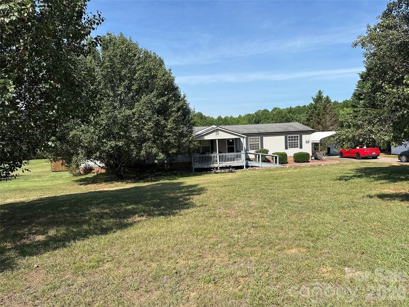 2567 Peeler Rd, Vale, NC 28168