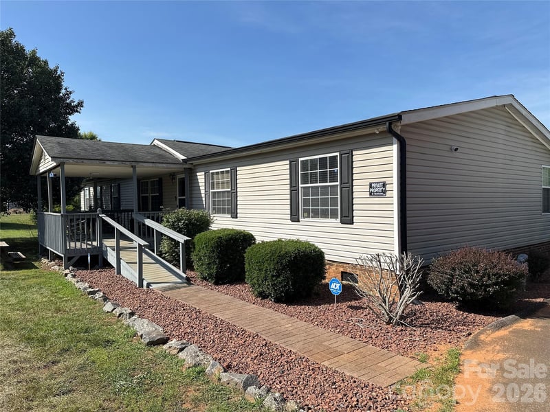 2567 Peeler Rd, Vale, NC 28168