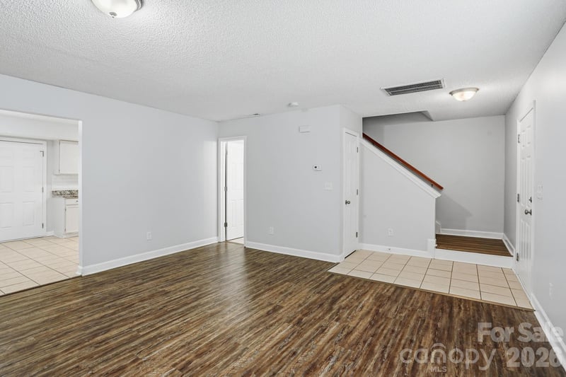 2314 Hope Valley Ln, Charlotte, NC 28213