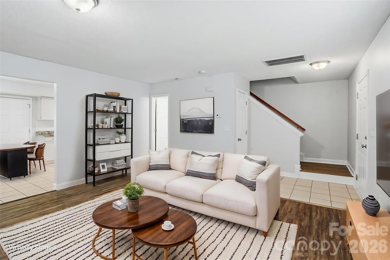 2314 Hope Valley Ln, Charlotte, NC 28213