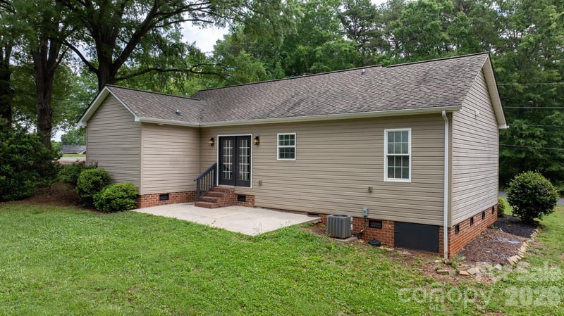 208 B Ave, Maiden, NC 28650