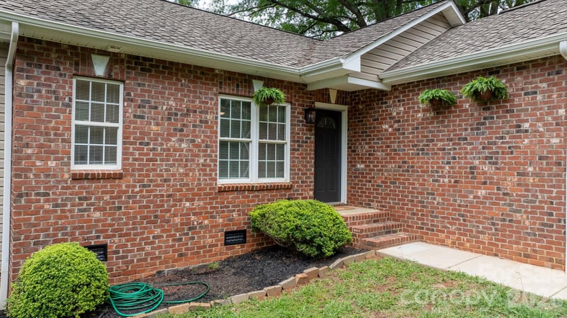 208 B Ave, Maiden, NC 28650