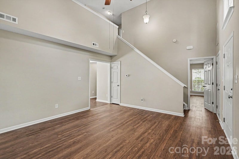 5615 Waverly Lynn Ln, Charlotte, NC 28269