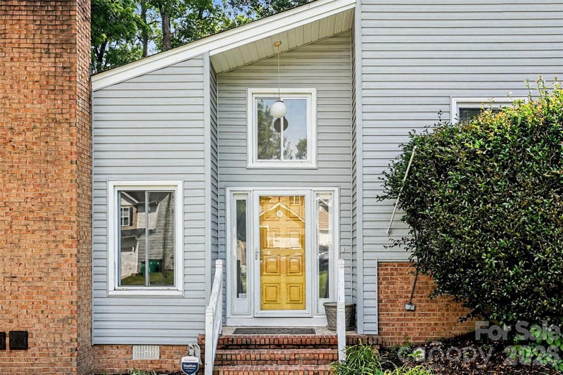 7944 Pawtuckett Rd, Charlotte, NC 28214