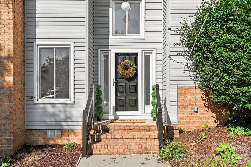 7944 Pawtuckett Rd, Charlotte, NC 28214