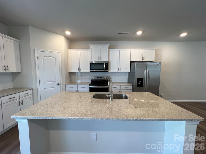 208 Sagecroft Ln, Indian Trail, NC 28079