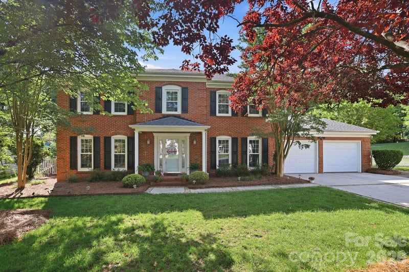 4612 Deanscroft Dr, Charlotte, NC 28226