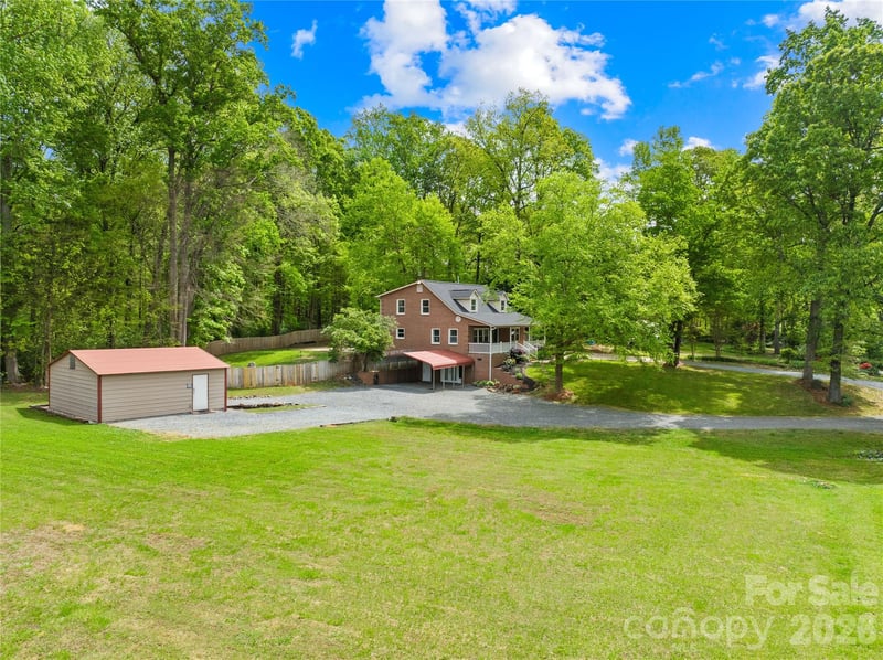 6002 Lake Rd, Mint Hill, NC 28227