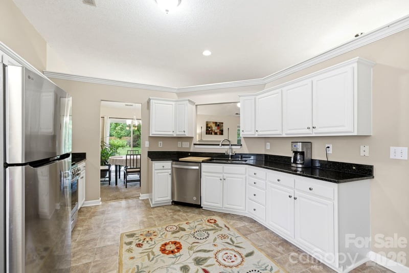 12126 Wild Garden Ct, Charlotte, NC 28269