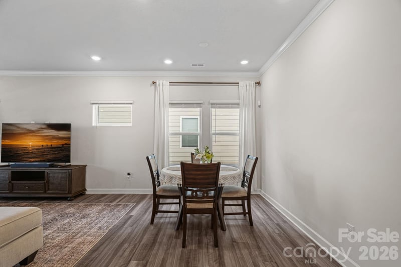605 Cedar Knoll Cir, Pineville, NC 28134