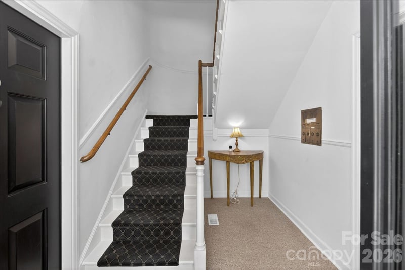 1035 Queens Rd #8, Charlotte, NC 28207