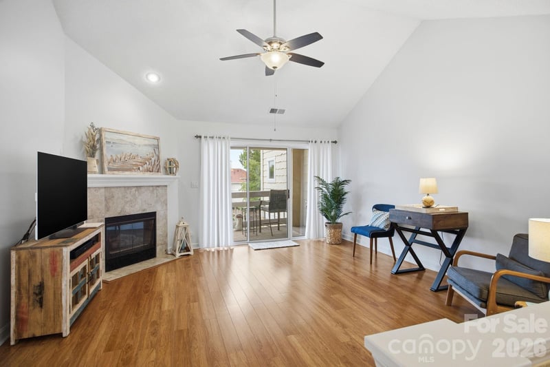 18009 Kings Point Dr #I, Cornelius, NC 28031