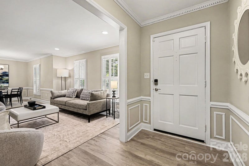 6818 Candlewyck Ln, Charlotte, NC 28226