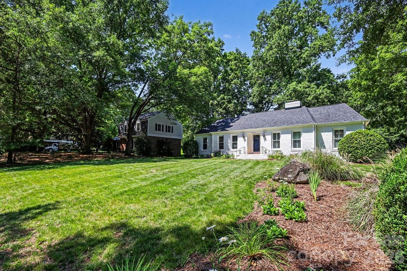 6818 Candlewyck Ln, Charlotte, NC 28226