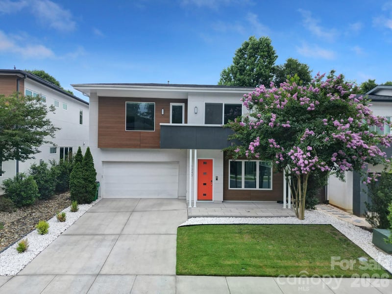 1243 Realta Dr, Charlotte, NC 28211