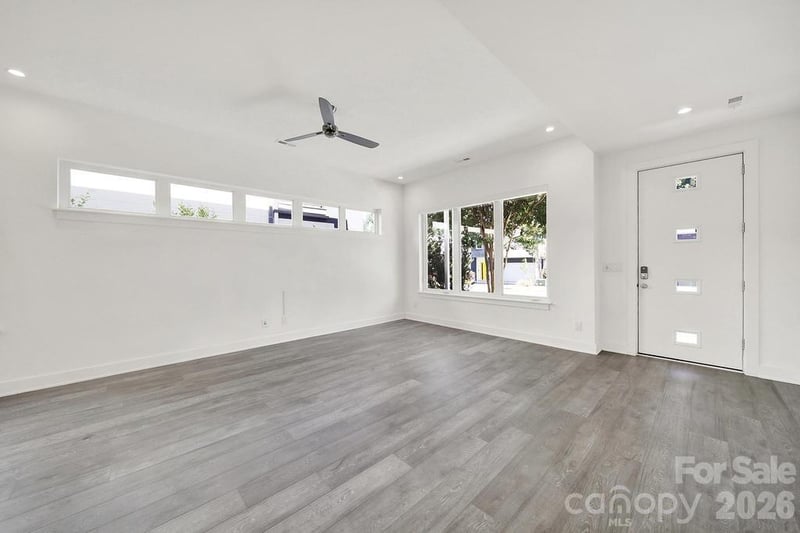 1243 Realta Dr, Charlotte, NC 28211