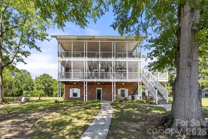 2450 Cottage Ln, Liberty Hill, SC 29074