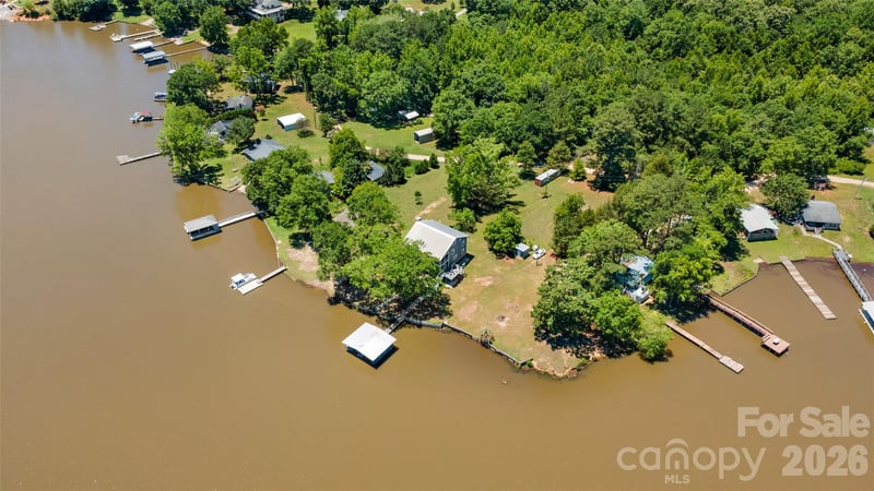 2450 Cottage Ln, Liberty Hill, SC 29074