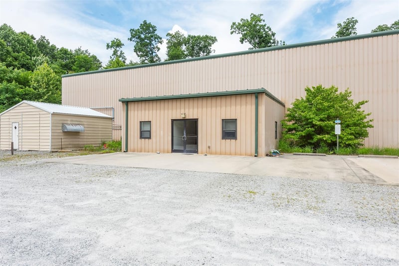 45 Spiral Rd, Arden, NC 28704