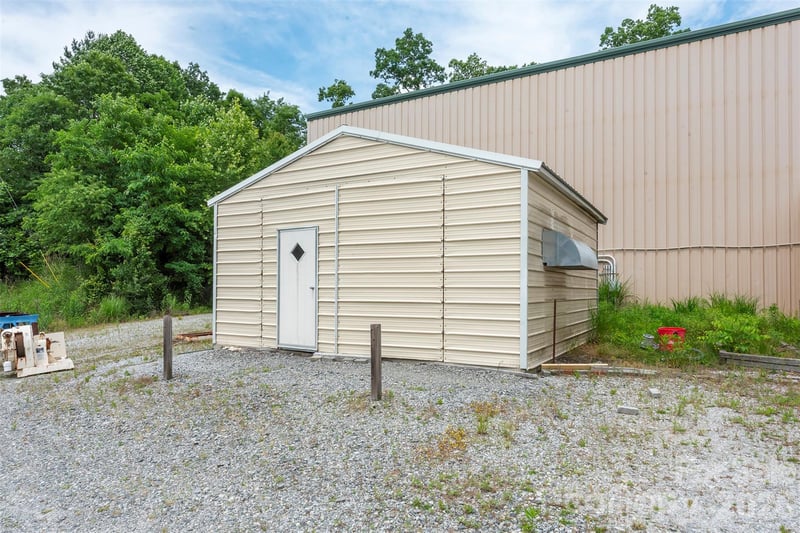 45 Spiral Rd, Arden, NC 28704