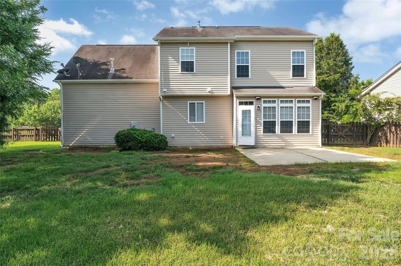 12929 Beddingfield Dr, Charlotte, NC 28278