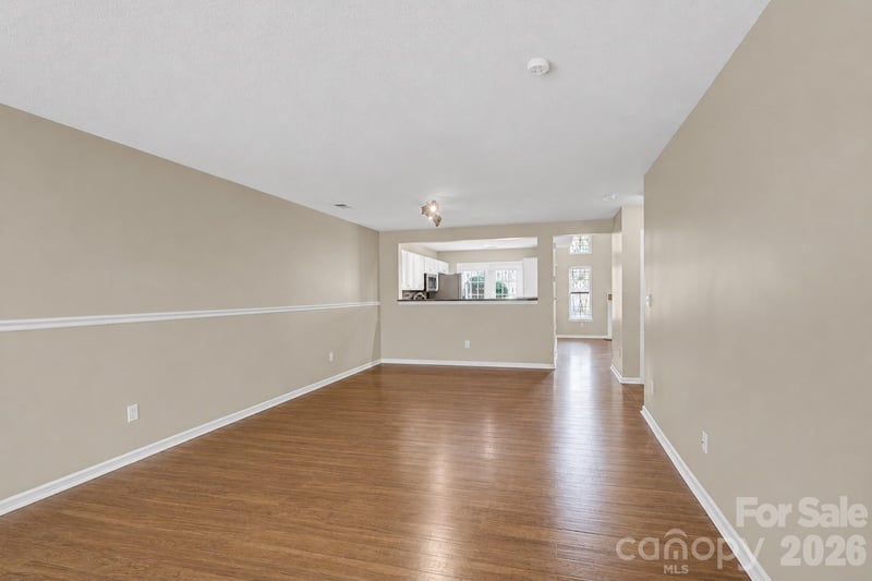 8772 Robinson Forest Dr, Charlotte, NC 28277