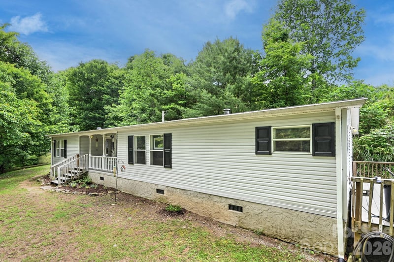 560 Morgan Branch Rd, Marshall, NC 28753
