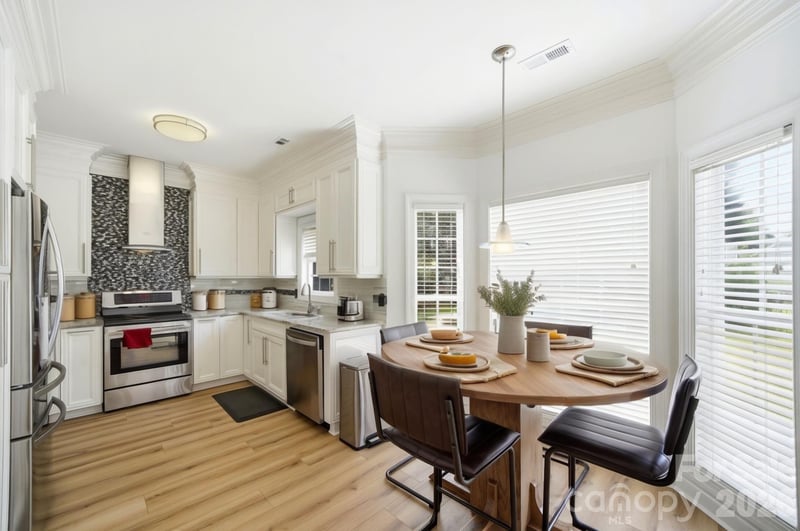 9310 Lindahi Ln, Charlotte, NC 28277