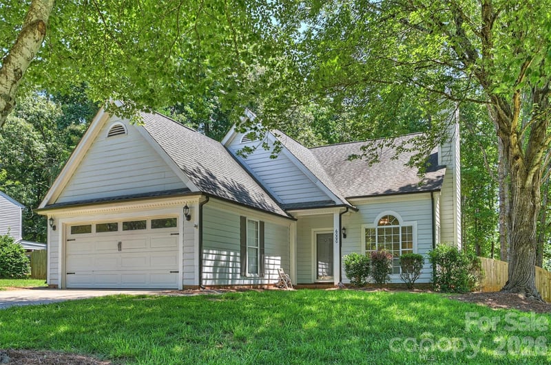 6000 Burnt Mill Rn, Matthews, NC 28104