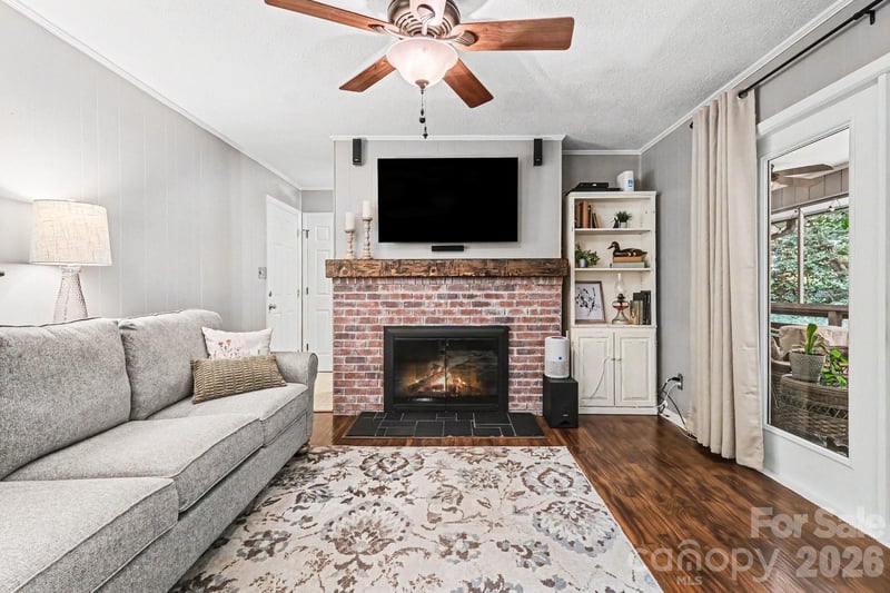 4359 Lake Shore Rd, Denver, NC 28037