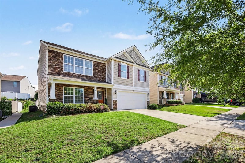 7012 Palatine Ln, Charlotte, NC 28214