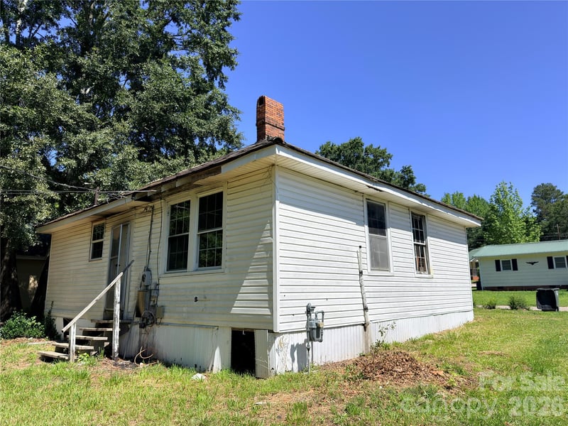 18 Dogwood St, Wadesboro, NC 28170