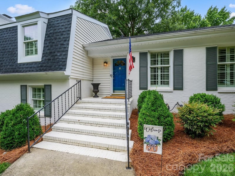 7531 Whistlestop Rd, Charlotte, NC 28210