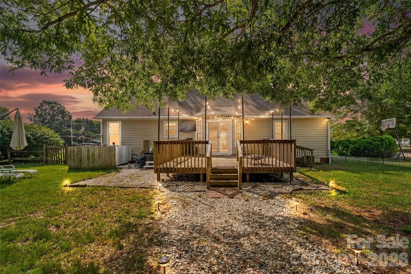 1009 Stevens Rd, Monroe, NC 28110