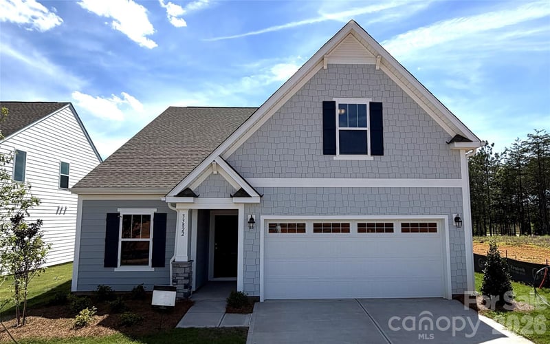 33822 Canopy Bluff Ln #135, Lancaster, SC 29720