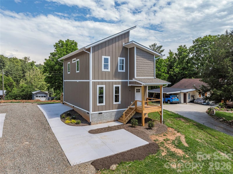 31 Elkwood Ave, Asheville, NC 28804