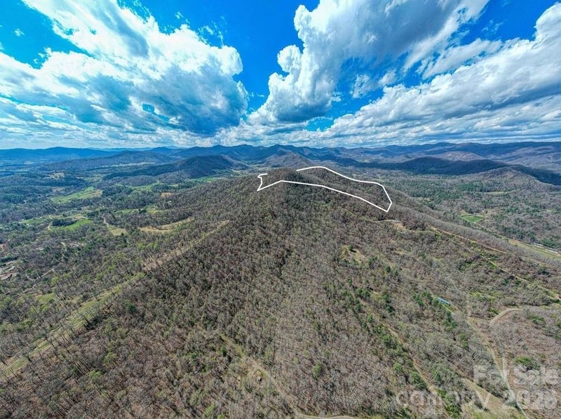 9999 Sandy Mush Creek Rd, Leicester, NC 28748