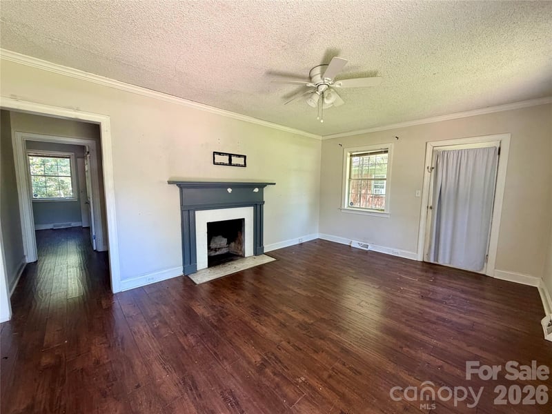 2825 Parkway Ave, Charlotte, NC 28208