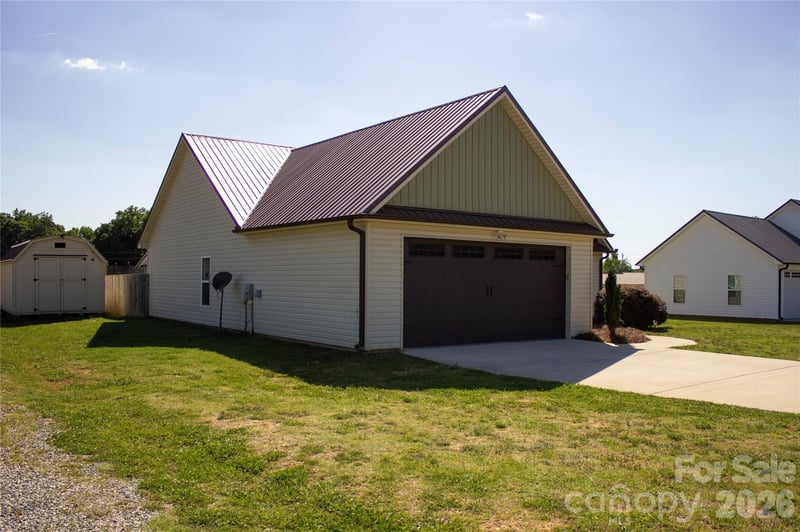 1906 Tall Pines Rd, Lexington, NC 27295