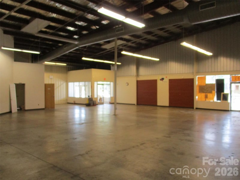 91 New Leicester Hw, Asheville, NC 28806