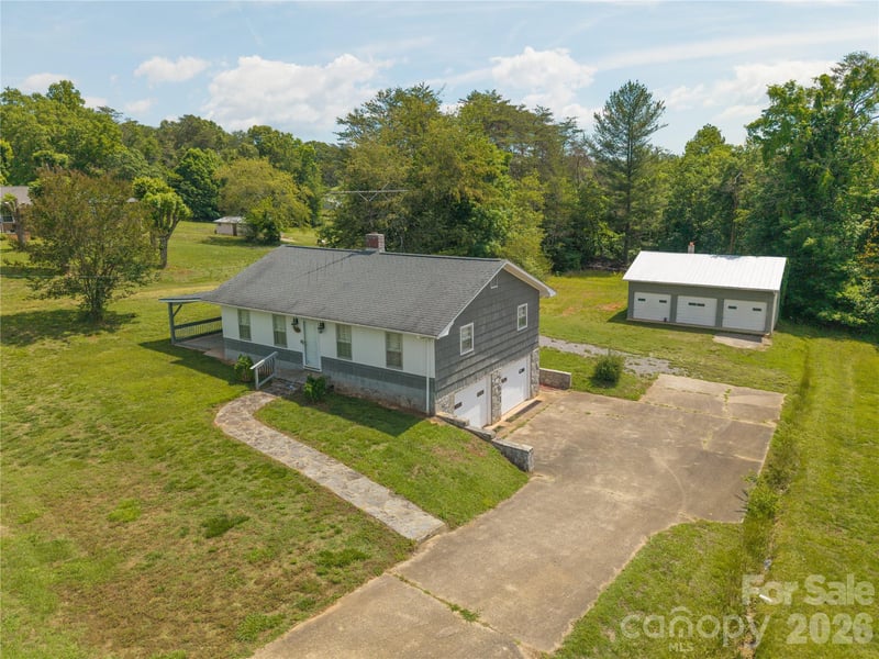 122 Whitley Rd, Morganton, NC 28655