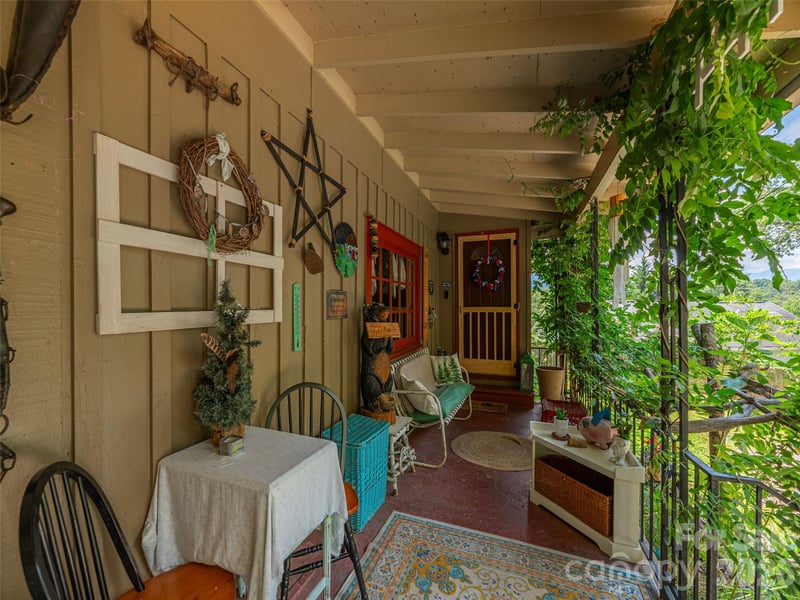 337 Hamer Ave, Waynesville, NC 28786