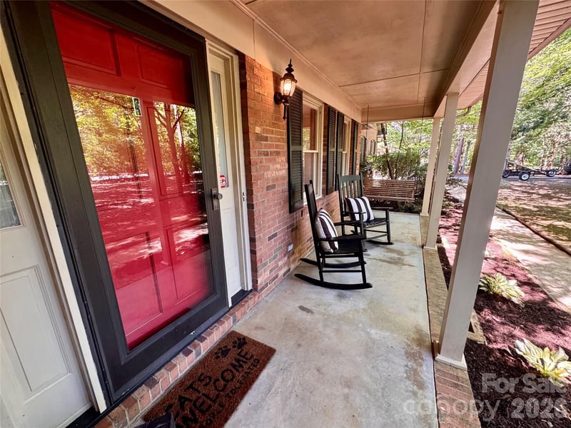 196 Flint Ridge Dr, Concord, NC 28025