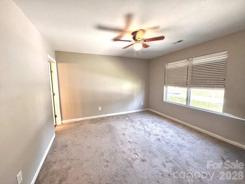 207 Freedom Dr, Albemarle, NC 28001