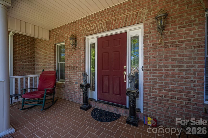 170 Windsor Dr, Taylorsville, NC 28681