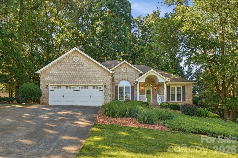 1506 Village Ct, Gastonia, NC 28054