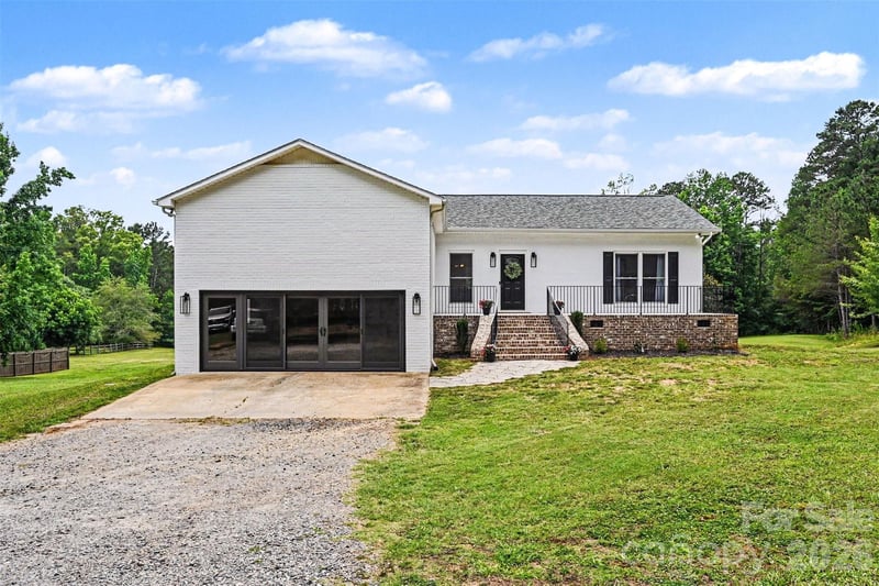 1380 Saddle Dr, York, SC 29745